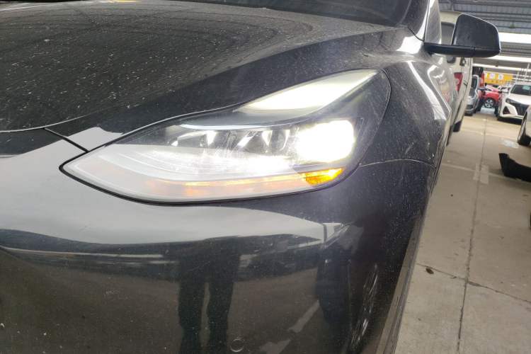 Used Tesla Model Y 2023 Rear-Wheel-Drive Version Left Front Headlight