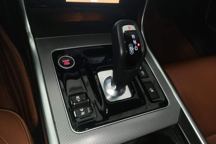 Used Jaguar XEL 2024 2.0T 250 PS R-DYNAMIC S Advanced Sport Edition