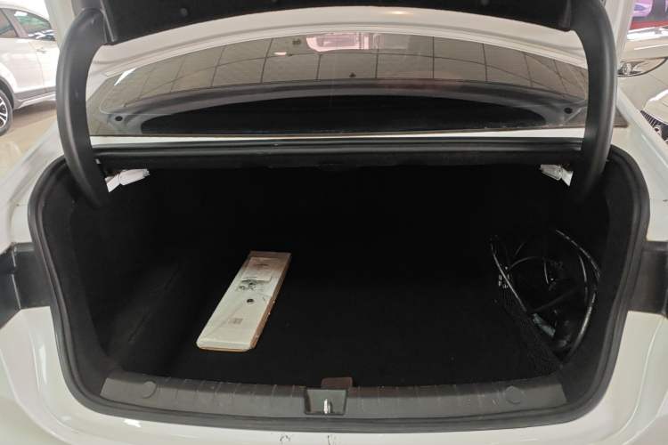 Used BYD Qin PLUS 2024 HONOR Edition DM-i 55KM Leading Model Trunk