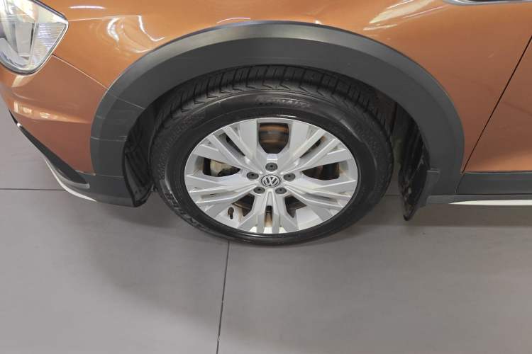 Used Volkswagen C-TREK 2017 1.6L Automatic Comfort Model Exterior 4