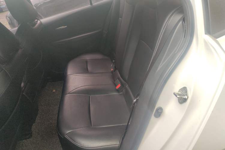 Used Toyota Levin 2019 185T CVT Luxury Edition China VI Standard Left Rear Seat