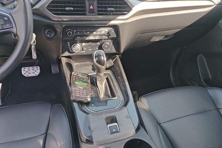 Used Dongfeng Fengon S560 2018 1.8L CVT Elite Model 5 Seats