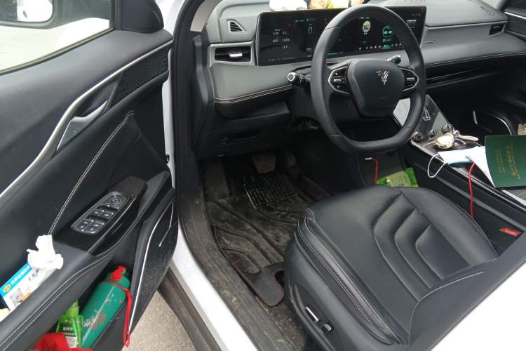 Used NETA U 2022 Zhi400 Pro Ternary Lithium Driver Seat