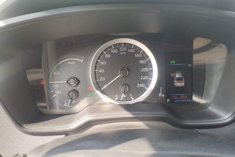 Used Toyota Corolla 2022 Dual-Motor 1.8L E-CVT Pioneer Edition
