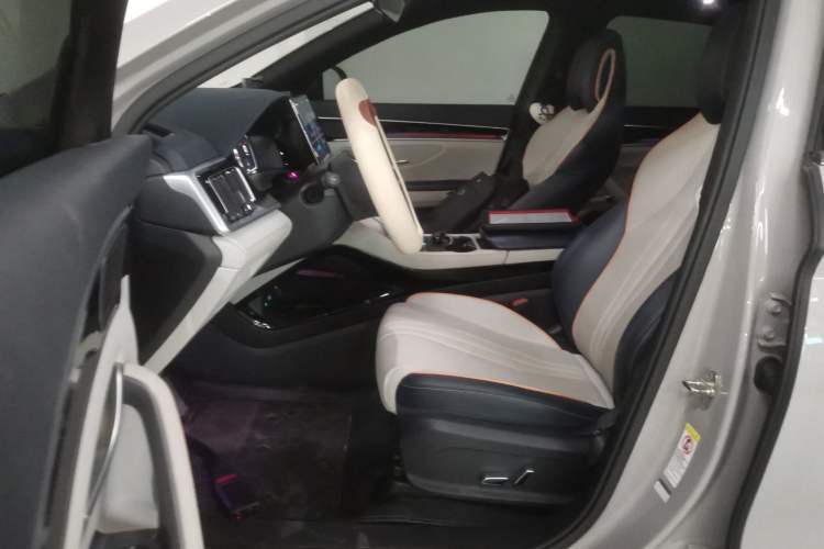 Used BYD Song PLUS New Energy 2023 Champion Edition DM-i 110KM Flagship PLUS Driver Seat