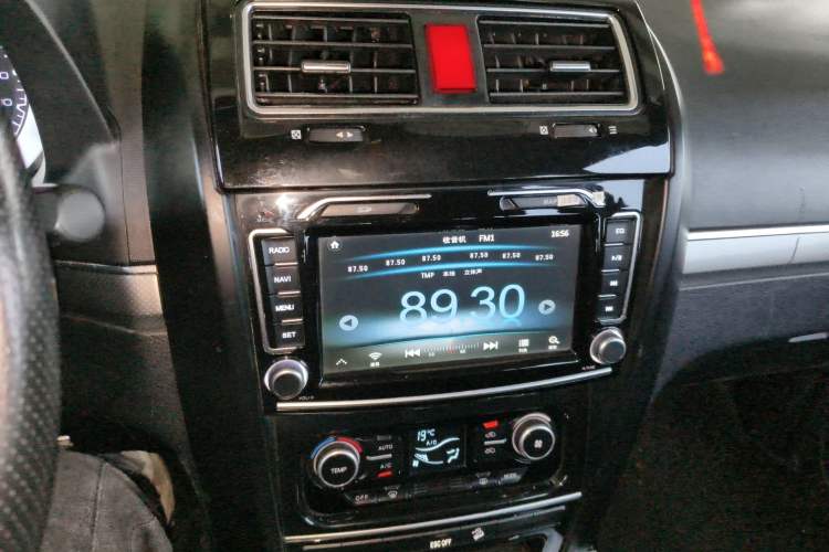 Used Haval H5 Classic 2016 Classic Edition 2.0T Manual Two-Wheel Drive Elite Model
