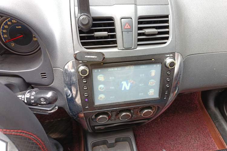 Used Suzuki SX4 2013 1.6L Manual CoolRide Model
