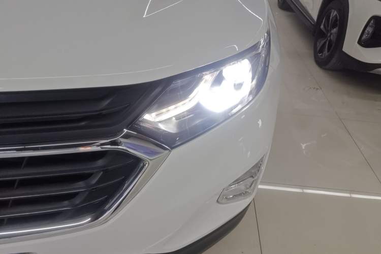 Used Chevrolet Equinox 2019 535T Automatic YuJie Edition China VI
