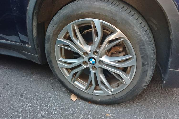 Used BMW X1 2018 sDrive20Li Leading Model
