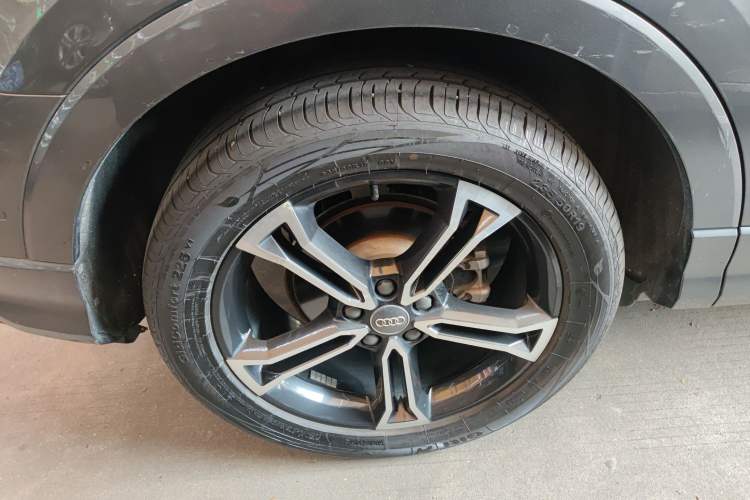 Used Audi Q3 2021 40 TFSI Fashion Dynamic Model
