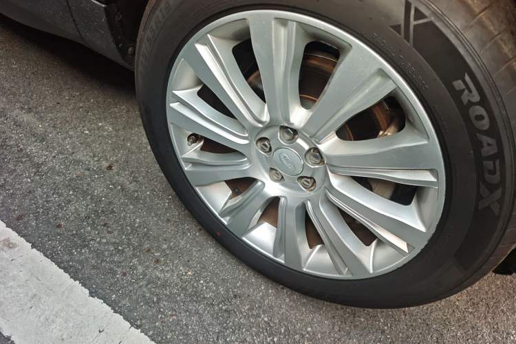 Used Land Rover Range Evoque 2018 240 PS SE Smart Brilliance Edition