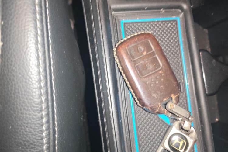 Used Honda CR-V 2015 2.4L two-wheel drive luxury version
