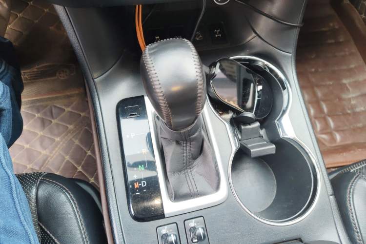 Used Toyota Highlander 2015 2.0T Four-Wheel Drive Luxury Edition 7-Seater