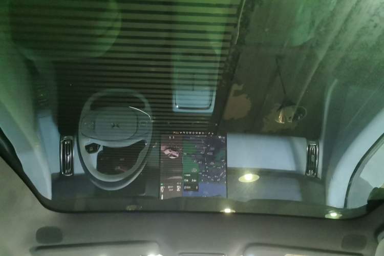 Used XPeng P7+ 2024 Long-Range Max Headliner