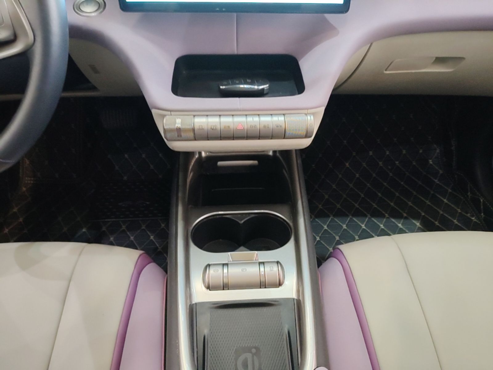 BYD Dolphin 2021 405 km Fashion Edition — снимка 16