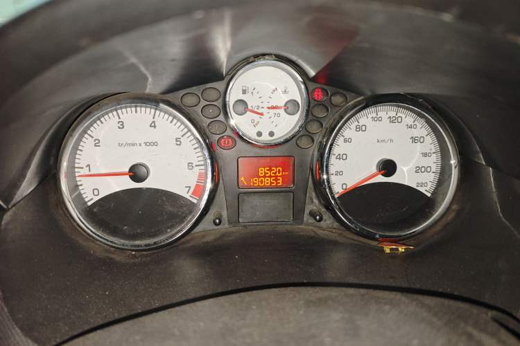 Used Peugeot 207 2011 Sedan 1.4L Manual Yule Edition
