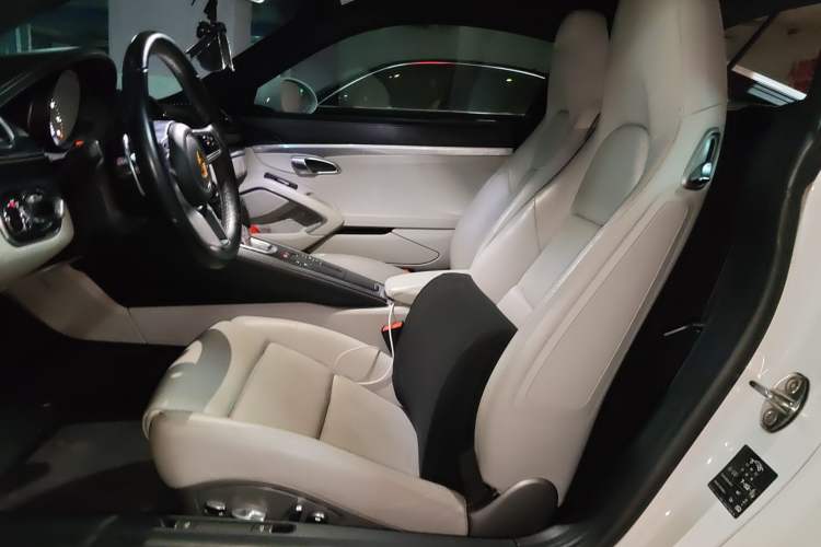 Used Porsche 718 2020 Cayman 2.0T