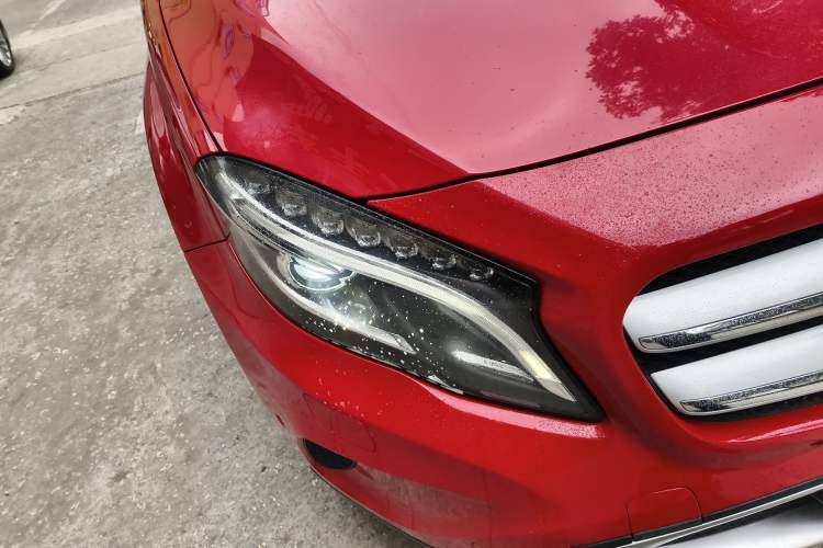 Used Mercedes-Benz GLA 2015 GLA 200 Fashion Model Right Front Headlight