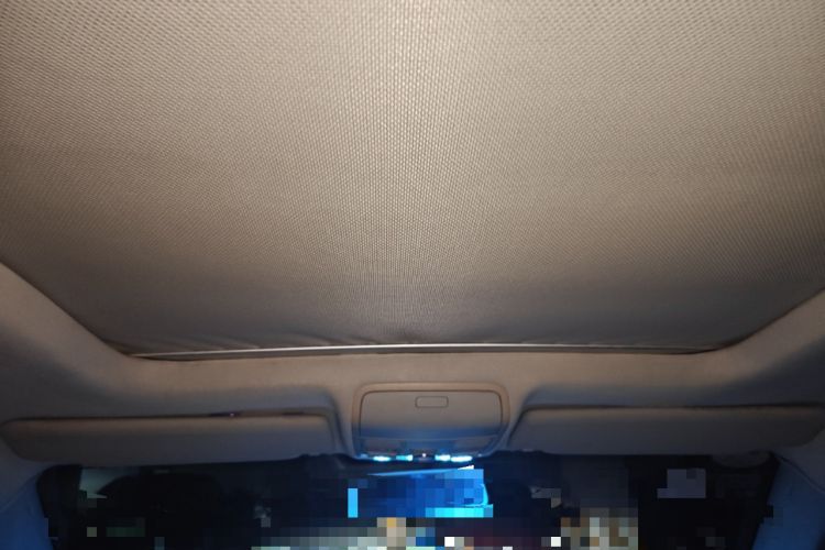 Used Volkswagen Tiguan 2013 1.8 TSI Automatic All-Wheel Drive Luxury Model Headliner