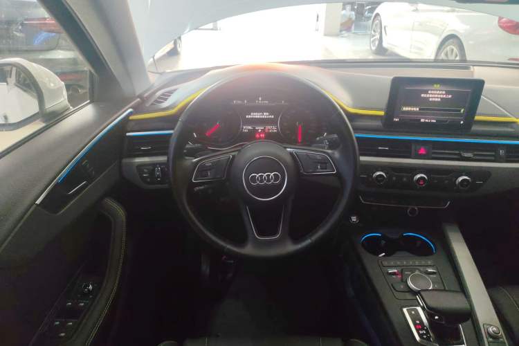 Used Audi A4L 2019 40 TFSI Ambition China VI