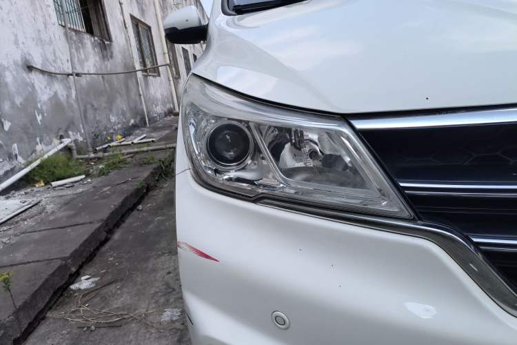 Used Baojun 730 2017 1.5T DCT Fashion Edition 7-Seater China V Emission Standard