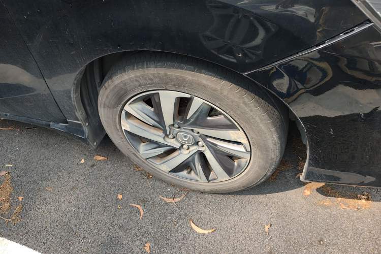 Used Honda Crider 2019 180 Turbo CVT Comfort Edition China V Right Front Wheel Hub