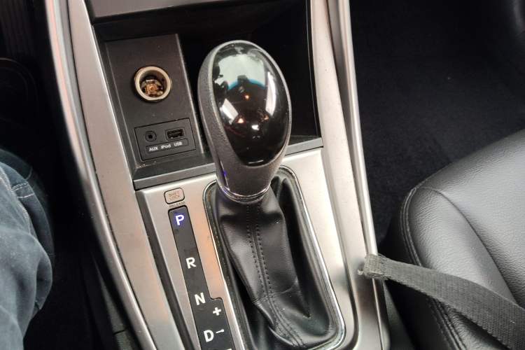 Used Hyundai Elantra (5th Generation / Langdong) 2012 1.6L Automatic Fashion Edition
