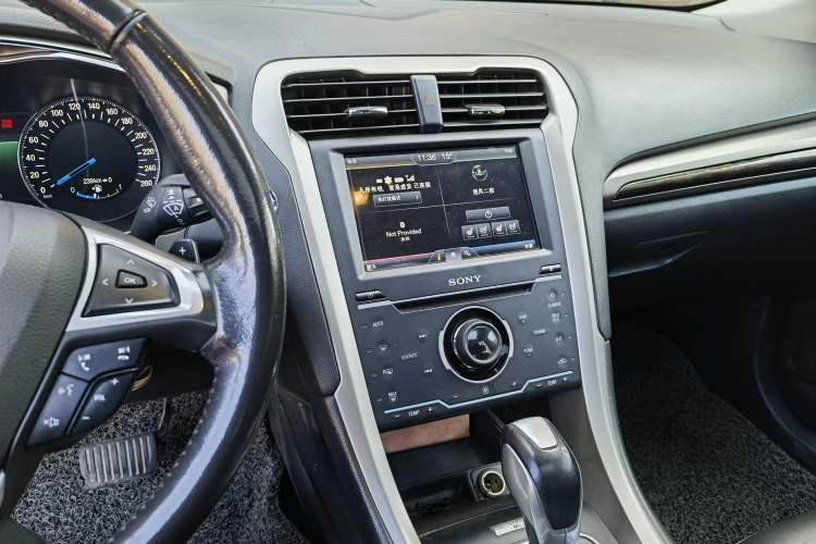 Used Ford Mondeo 2013 2.0L GTDi240 Flagship Edition Audio And AC Panel