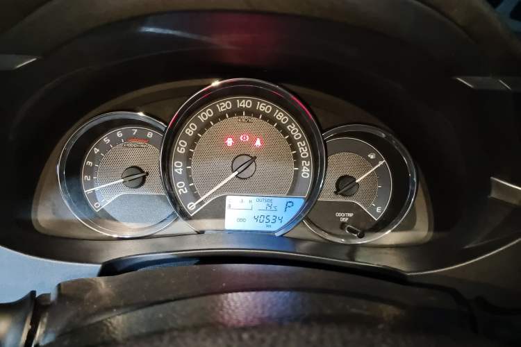 Used Toyota Corolla 2014 1.6L CVT GL
