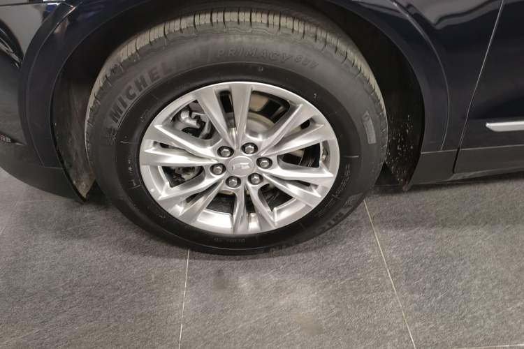 Used Cadillac XT5 2022 2.0T Two-Wheel Drive Luxury Version Exterior 4