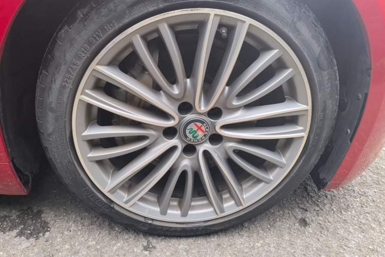 Used Alfa Romeo Giulia 2017 2.0T 280HP Luxury Edition