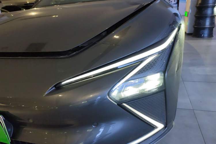 Used IM L7 2022 Dynamic Model Left Front Headlight