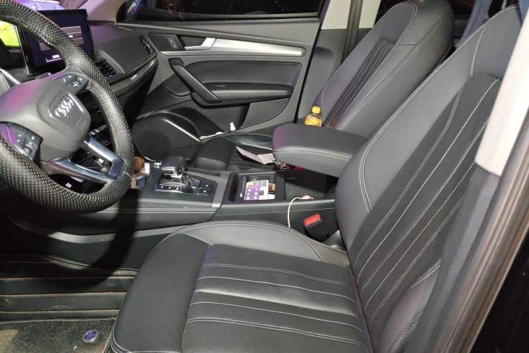 Used Audi Q5L 2022 40T Fashionable and Elegant Model