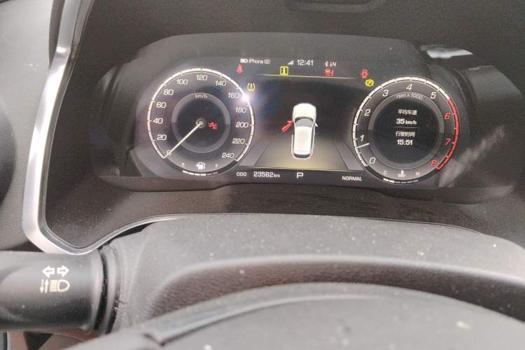 Used Wey VV5 2017 2.0T Flagship Edition Odometer Close Up