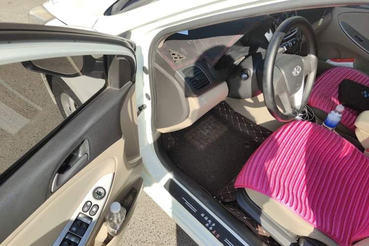 Used Hyundai Verna (older generation) 2014 1.4L Automatic Smart GLS
