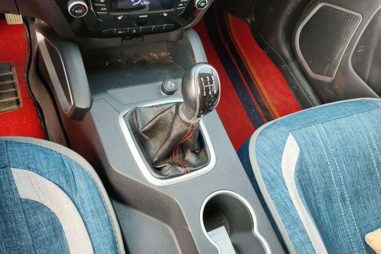 Used Geely Auto Vision X6 2016 1.8L Manual Luxury Model