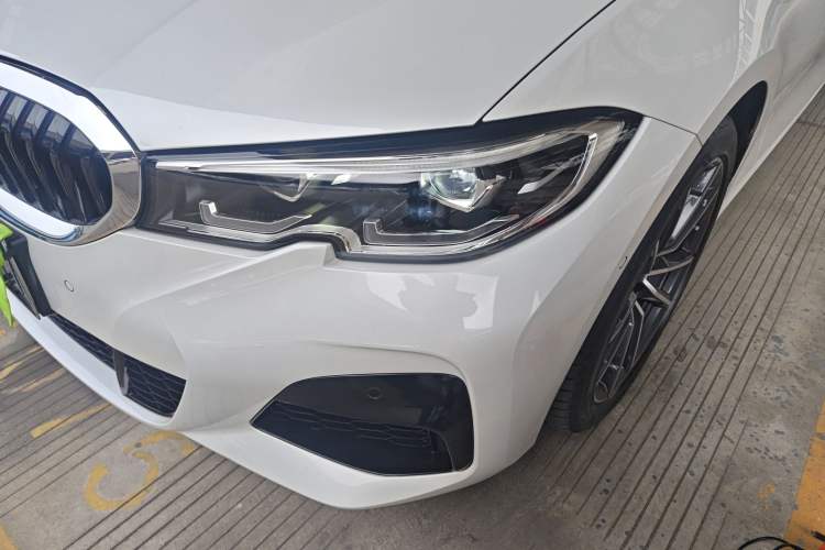 Used BMW 3 Series 2021 Second Facelift 325Li M Sport Package
