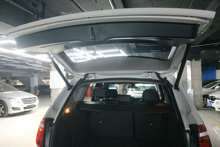 Used BMW X3 2016 sDrive20i
