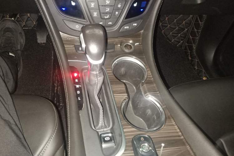 Used Buick Envision 2020 20T Two-Wheel Drive Elite Version Gear Lever