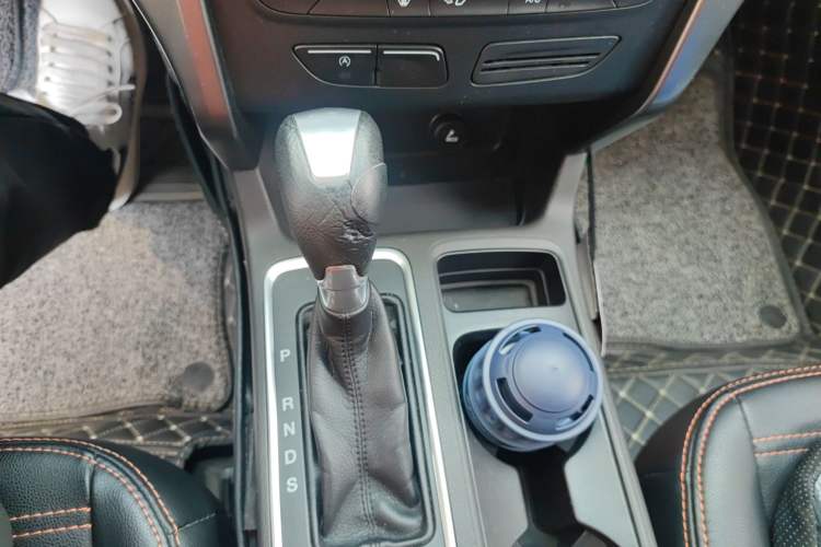 Used Ford Kuga 2017 EcoBoost 180 Two-Wheel-Drive Elite Trim
