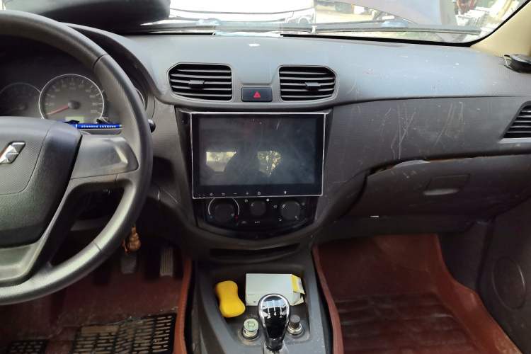 Used Wuling Hongguang 2015 1.2L S Base Model China V Standard