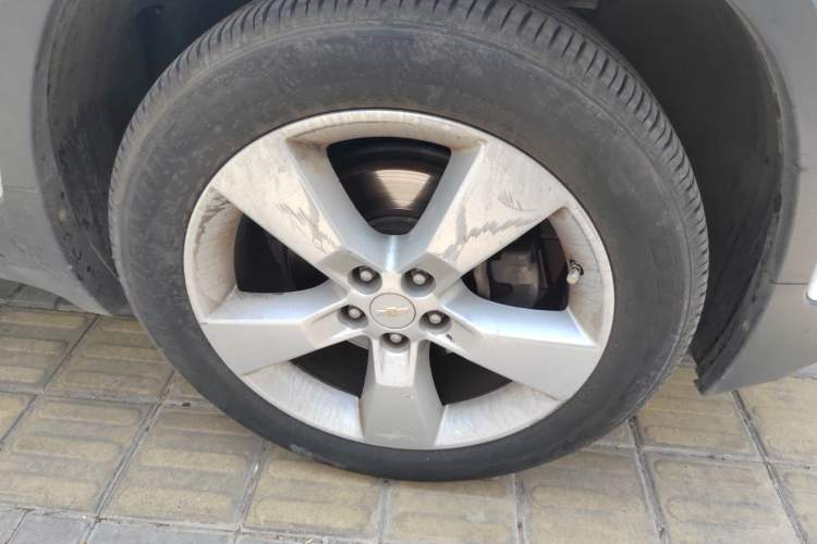 Used Chevrolet Trax 2014 1.4T Automatic Two-Wheel Drive Comfort Version Right Front Wheel Hub