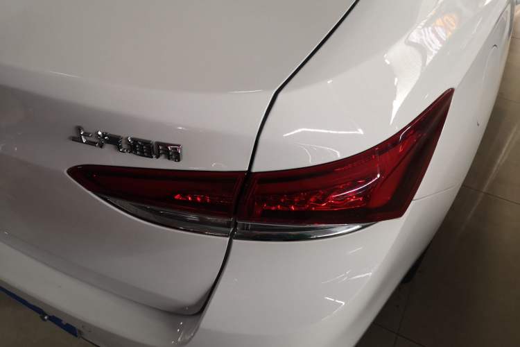 Used Buick GT 2021 Revised Version Flagship 1.5L Automatic Elite Edition Exterior 3