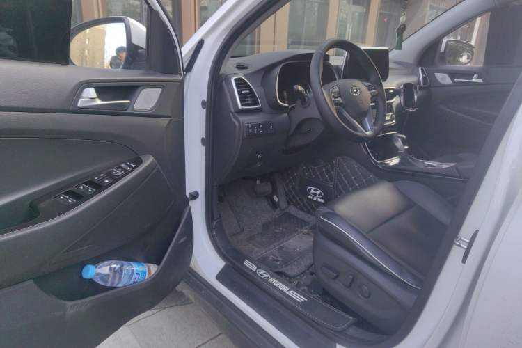 Used Hyundai Tucson 2019 280TGDi Dual-Clutch Two-Wheel Drive Luxury Edition China V Standard