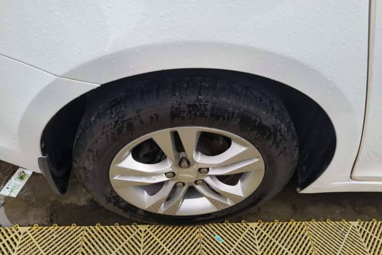 Used Chevrolet Cruze 2015 1.5L Classic SE MT