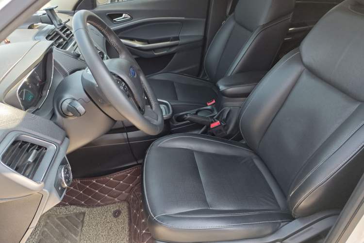 Used Ford Escort 2015 1.5L Automatic Fashion Model