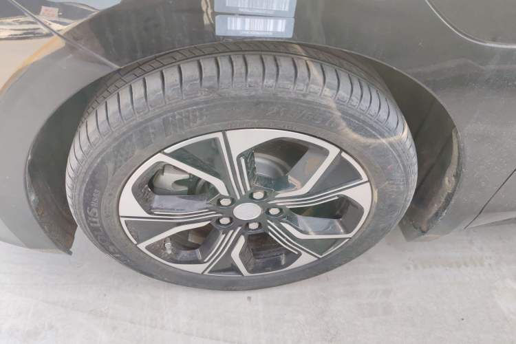 Used Hongqi E-QM5 2021 Charging Version Flagship Edition
