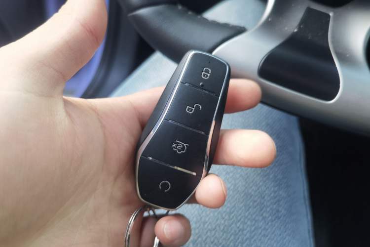 Used BYD Dolphin 2023 420 km Fashion Edition Vehicle Key