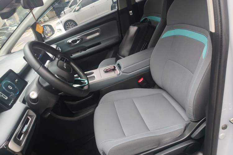 Used AION Y 2023 Plus 510 Enjoy Edition Left Front Seat