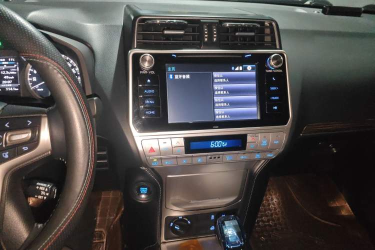 Used Toyota Prado 2018 3.5L Automatic TX-L Audio And AC Panel